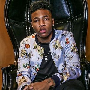 Meet your Posher, Karon